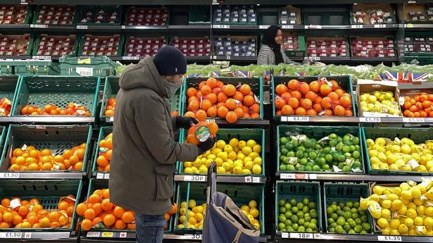 鲜为人知的超市代码可以帮你买到货架上最新鲜的商品——所以保质期更长