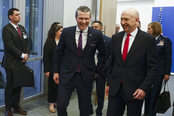 Hegseth首次访问北约，盟国迫不及待地想知道美国对乌克兰的计划